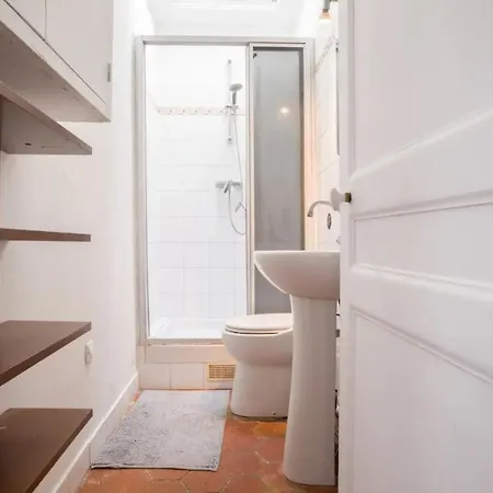 Charming 1bd Near Saint Lazare - Appartamento *